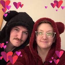 Evening all. New to this machine. So a little help please. I've pressed  "level" but the nozzle will not touch the plate. Done paper trick, just  slides back n forth easily. No