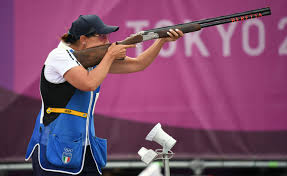 She represented her country at the 2016 summer olympics where she won the gold medal in women's skeet shooting. Ecmn3o7avwyeqm