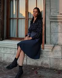 Sorusu 1970'li yıllarda, i̇stanbul'dan evlenmek için çukurova'ya kaçan yılmaz ve züleyha'nın. Polen Emre Kimdir