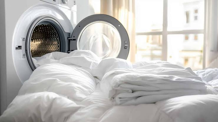 Bedding, blankets and curtains cleaning service in Hyderabad