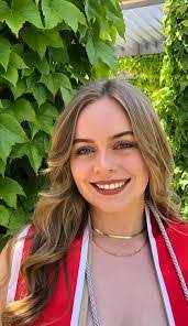 Daisy Ulloa's Instagram, Twitter & Facebook