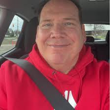 Thomas Chatwin's Instagram, Twitter & Facebook