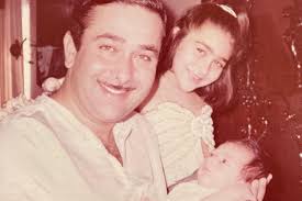 Karisma Kapoor Excited As Kareena Kapoor Saif Ali Khan Welcome Second Baby Says I M A Masi Again Celebrities News India Tv