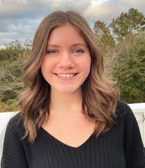 Lora Garrison's Instagram, Twitter & Facebook