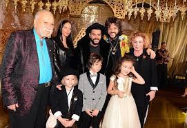 За годы учёбы в москве киркоров пел с оркестрами ю. Bedros Kirkorov Supruga