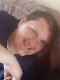 Could anyone please either straighten this photo or advice