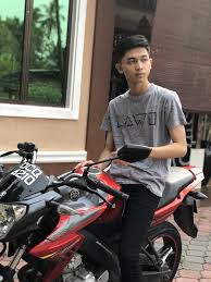 Carflexi.com has been visited by 10k+ users in the past month Pin By Nat On Tengku Boy Pictures Insta Photo Ideas Guys