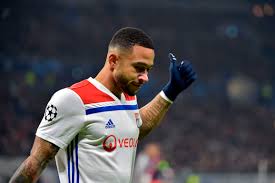 Memphis Depay Zeigt Interesse An Wechsel Zum Fc Bayern