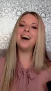 Meet the youngest singer in the competition! From Stratford, Ontario,  Hannah Thomas!