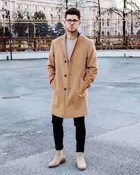 A camel coat is arguably the one outerwear style all men need. Classy Casual Look Camel Coat Mit Chelsea Boots Meanwhileinawesometown