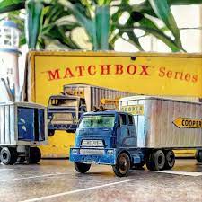 amazing find in town today in a shop i ve walked past many times but never thought to enter somebody who had this befo in 2020 old toys matchbox cars toys photography