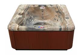 L'hydromassage gonflable intex 28458 spa fait partie de la gamme de spas gonflables jet & bubble deluxe, qui combine les caractéristiques des spas gonflables intex bubble (140 jets de bulles de massage) avec. The Best Hot Tubs For Your Deck Patio Or Backyard Travel Leisure Travel Leisure