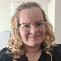 100+ "Schröen" profiles