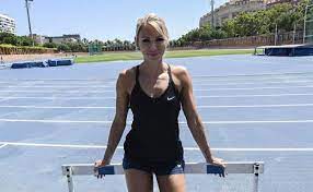 Kesän aiturikomeetta annimari korte tapasi usain boltin jamaikalla vuonna 2013.­kuva: Annimari Korte Puhuu Avoimesti Urheilijoiden Meikkaamisesta Ja Syomisesta Han Palasi Terveena Huipulle Ja Harjoittelee Vasta 31 Vuotiaana Tosissaan Urheilu Hs Fi