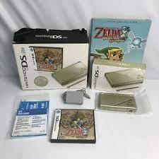 The nintendo ds (ニンテンドーds, nintendō dīesu) is a nintendo handheld console and the successor to the game boy advance. Las Mejores Ofertas En Oro Nintendo Ds Lite Consolas De Videojuegos Ebay