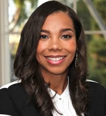 Isis Roberts's Instagram, Twitter & Facebook