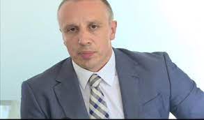I have been practising law longer than a decade, first in mr vladan vukicevic lawyer's office, who was my principal, an associate and a friend and after that in my own office i established in 2001. Advokat Filipovic Je Zrtva Prevare Turista Informer