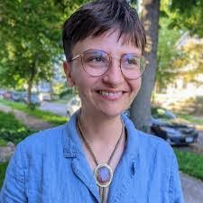 Laura Schollaert's Instagram, Twitter & Facebook