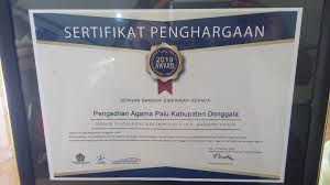 Contoh piagam penghargaan the best employee. Contoh Sertifikat Penghargaan Karyawan Terbaik