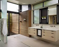 22 badkamer radiator ideeen met voorbeelden inspiratie van klein zwarte elektrisch wit rvs badkamer radiator dubbele wastafel badkamer kleine badkamer