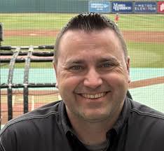 On Father's Day, Flying Squirrels receive first tie