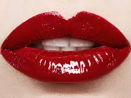 エロティックな“ささやき”が親密な感覚をもたらす？ 性的な「ASMR」コンテンツの奥深い世界 | WIRED.jp