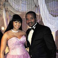 Последние твиты от ayanda ncwane (@ayandancwanesa). Ayanda Keeps Fires Burning