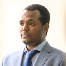 How can I run Model-Independent Parameter Estimation and Uncertainty  Analysis(PEST) in windows 10?