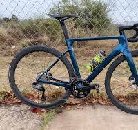 وفر الكثير عند شراء Carbon Bicycle Frameset مجموعة إطارات دراجة كربونية إطار من الكربون اللامع T1000 UD مع مقود T47 لركوب الدراجات بلون الحرباء إطار ...