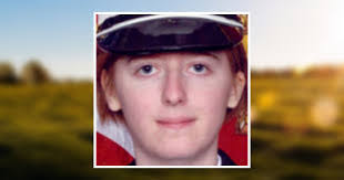 Emily Akins's Instagram, Twitter & Facebook