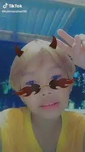 Ronald Manahan's Instagram, Twitter & Facebook