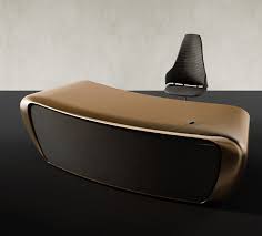 The italian design house identity, based on the strong connection with car design, has been masterfully translated in this project placing as cornerstones its distinctive elements of premiumness and innovation. Pininfarina Home Design Pininfarina Home Design Segno Sofa Chaise Longue Kuat Nanah