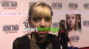 Die verfilmung der entführung von natascha kampusch, „3096 tage, ist auf platz fünf der kinocharts… kinostart: 3096 Tage Natascha Kampusch Movie Premiere Youtube