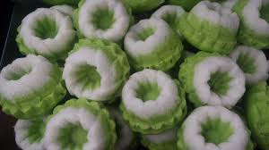 T.h.e r.a.m.b.l.i.n.g.s yesterday evening, i drove my daughter's car. 100 Resepi Kuih Muih Malaysia Paling Sedap Mudah Disediakan Daily Makan