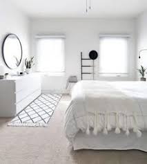 Tidak semestinya sebagai nada utama bilik tidur adalah burgundy, tetapi masih untuk peminat dalaman ini, kami menawarkan anda untuk mengenali helah dan teknik asas yang akan. 140 Sweet Home Ideas Bilik Tidur Bilik Idaman Apartmen