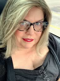 Bears at Dickerson Park Zoo enjoy Thanksgiving feast before winter:  https://www.ky3.com/2025/11/25/bears-dickerson-park-zoo-enjoy-thanksgiving-feast-before-winter/