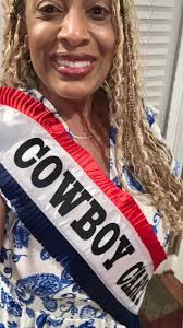 Cheers to the violinist in the parking lot