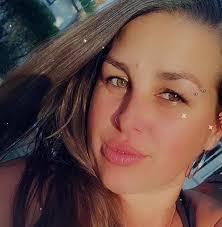 Heather Remus's Instagram, Twitter & Facebook