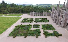 Dan Pearson Lowther Castle In Cumbria The New Parterre Garden Parterre Garden Garden Design Castle Garden