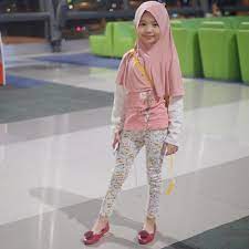 Anak jadi korban kekerasan ibu akibat ayah jarang pulang!. 5 Tips Pilihkan Hijab Untuk Anak