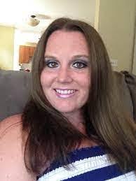 Crystal Hanks's Instagram, Twitter & Facebook