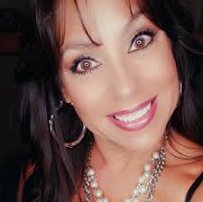 What do I want for Valentine's Day? #hummmm #happyvalentinesday #❤️  #mykindofday #stillcrazyafteralltheseyears