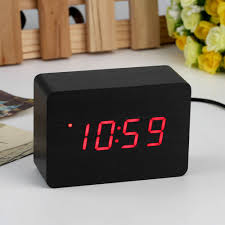 2017 Populer Modern Sensoru Ahsap Saat Cift Led Ekran Bambu Saat Dijital Calar Saat Led Saat Show Time Ses Kontrolu With Images Digital Alarm Clock Alarm Clock