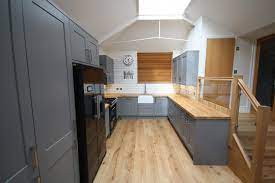 Www.howdens.com 04 08 our cabinets cabinets ready assembled rigid cabinets. Southernhay Exeter Aspect One