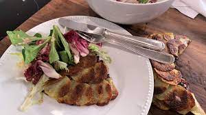 das ist ein so feines essen dass man es auch gasten servieren kann und es ist so einfach dass es sogar fur eine person zuzubere in 2021 blutwurst wurstchen rezepte