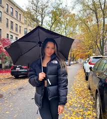 Meet Elise Pham – CanvasRebel Magazine