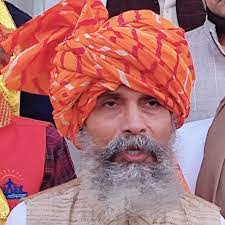 Lashell King's Instagram, Twitter & Facebook