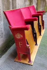 Pin Su Poltrone Cinema