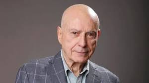 In 1946, the arkins moved from brooklyn to los angeles, california. Alan Arkin Bio Idade Filmes Conjuge Esposa Jovem Filho Patrimonio Liquido E Premios Pessoas Famosas Nos Eua