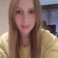 Adele Hill (@adele_hill)